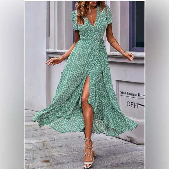 PrettyGarden Dresses & Skirts - PrettyGarden Green Floral Dress